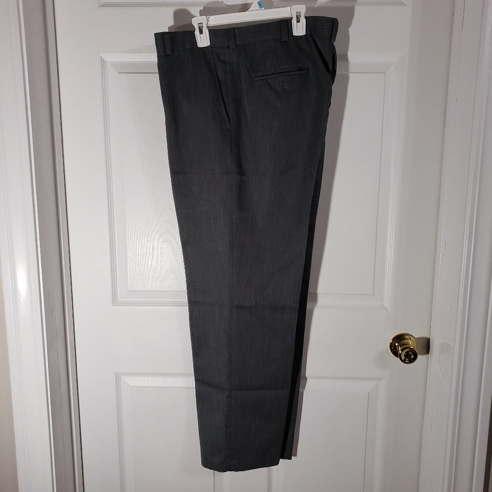NWOT Kenneth Cole Gray Dress Pants